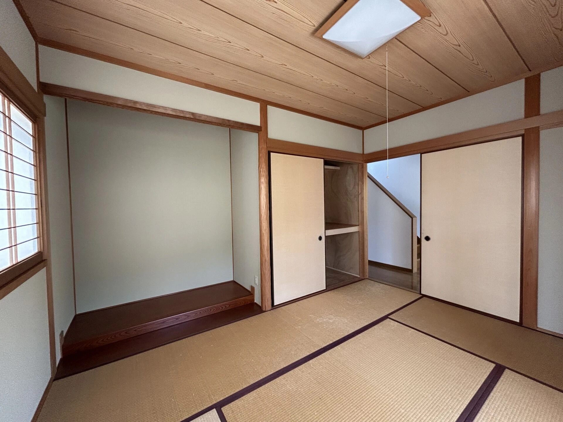 33052145_m.jp